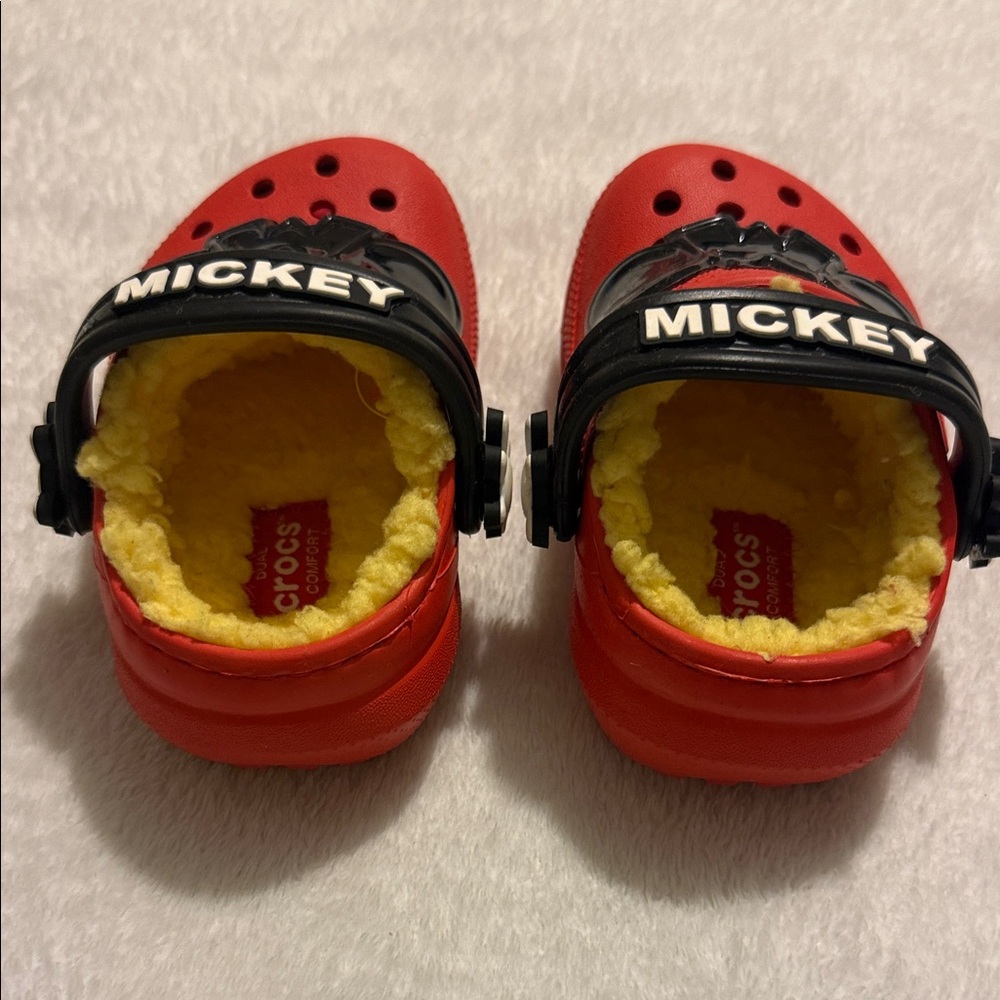 Mickey Mouse Crocs - Picture 2 of 6